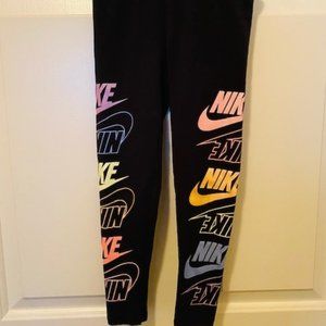 Girls Nike Leggings